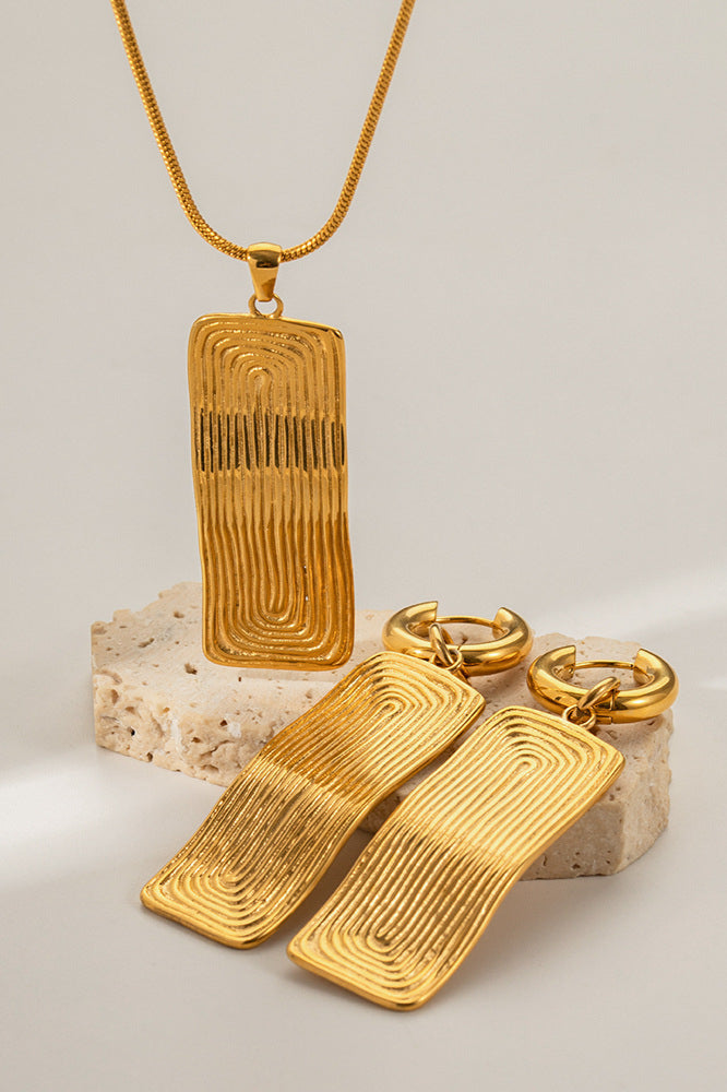 Contemporary Geometric Gold Pendant Necklace