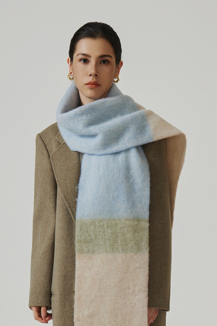 Luxurious Multi-Tone Wool Scarf